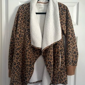 Abercrombie & Fitch leopard open cardigan